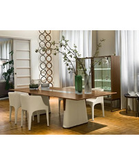 Giorgetti Fang Dining Table