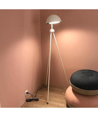 Fritz Hansen Radon floor lamp