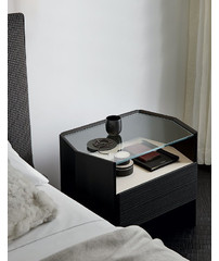 Poliform Gio bedside cabinet